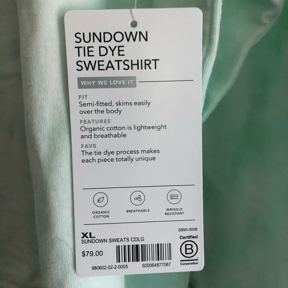 HP 🖤 NWT Athleta Sundown Tie Dye Sweatshirt - Picture 11 of 12